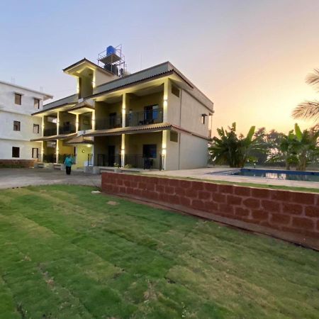 فندق O'Nest Countryside Surai المظهر الخارجي الصورة
