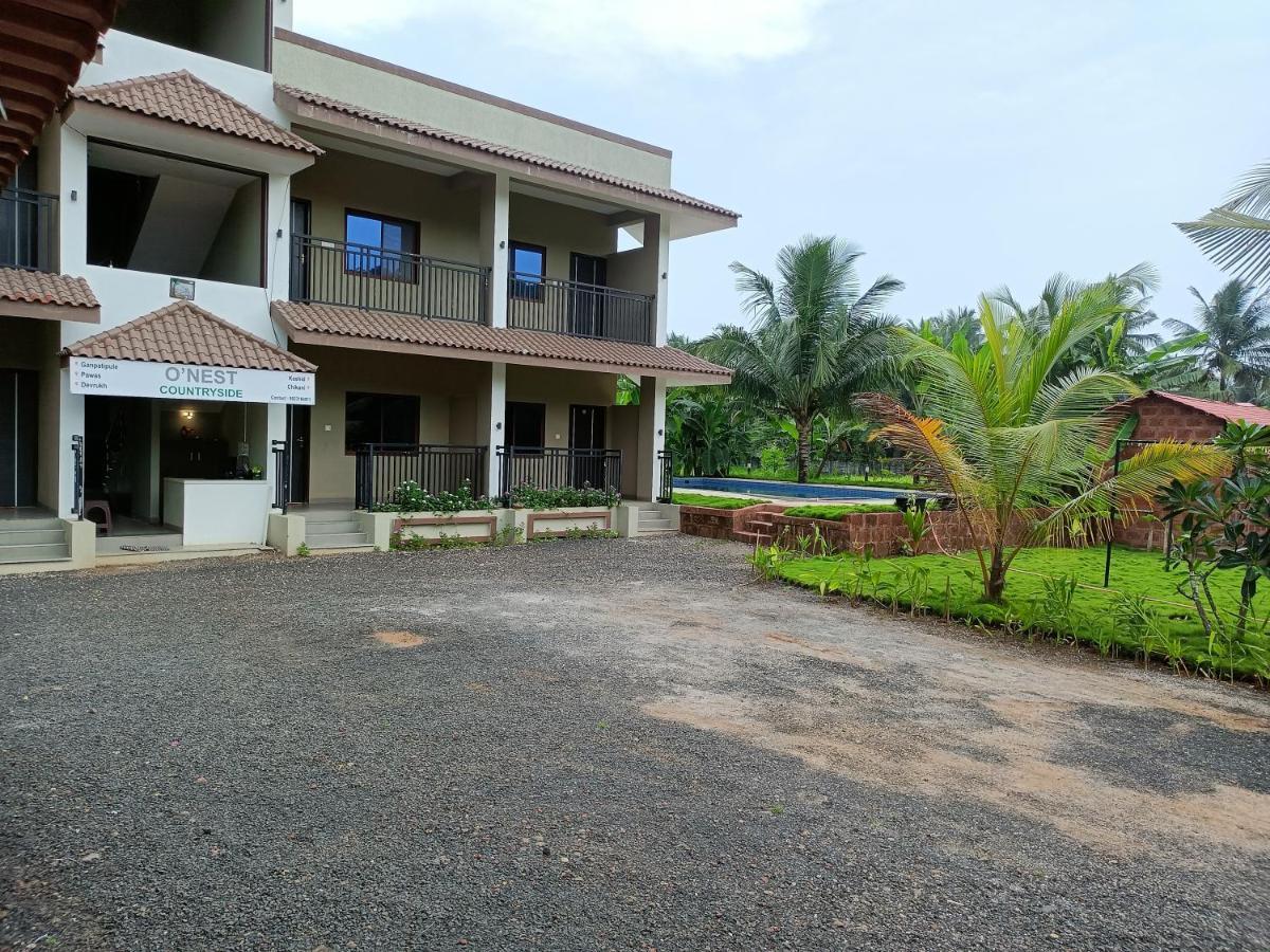 فندق O'Nest Countryside Surai المظهر الخارجي الصورة